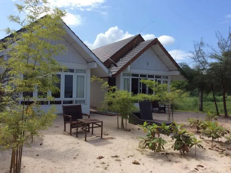 Labu Labi Residence Resort Langkawi 2*,